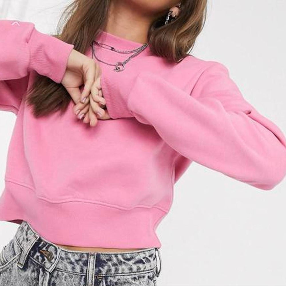 ASOS NWOT Cropped Pink Crewneck Sweatshirt Size 14 or XL